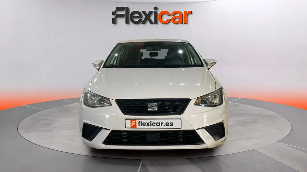 Usado Seat Ibiza Reference 95 CV (69 kW) 2018 Blanco Utilitario