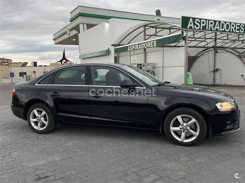 Usado Audi A4 Advanced 150 CV (110 kW) 2013 Negro Berlina