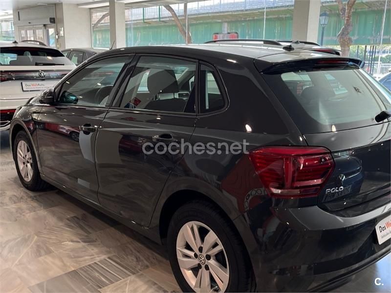 Usado VW Polo Advance 95 CV (69 kW) 2020 Gris / plata Utilitario