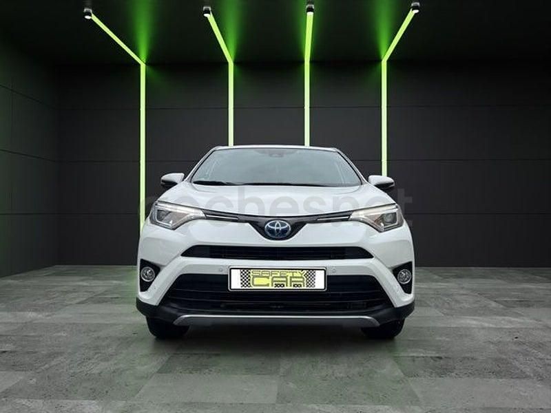 Usado Toyota RAV4 Hybrid Executive 197 CV (144 kW) 2016 Blanco SUV