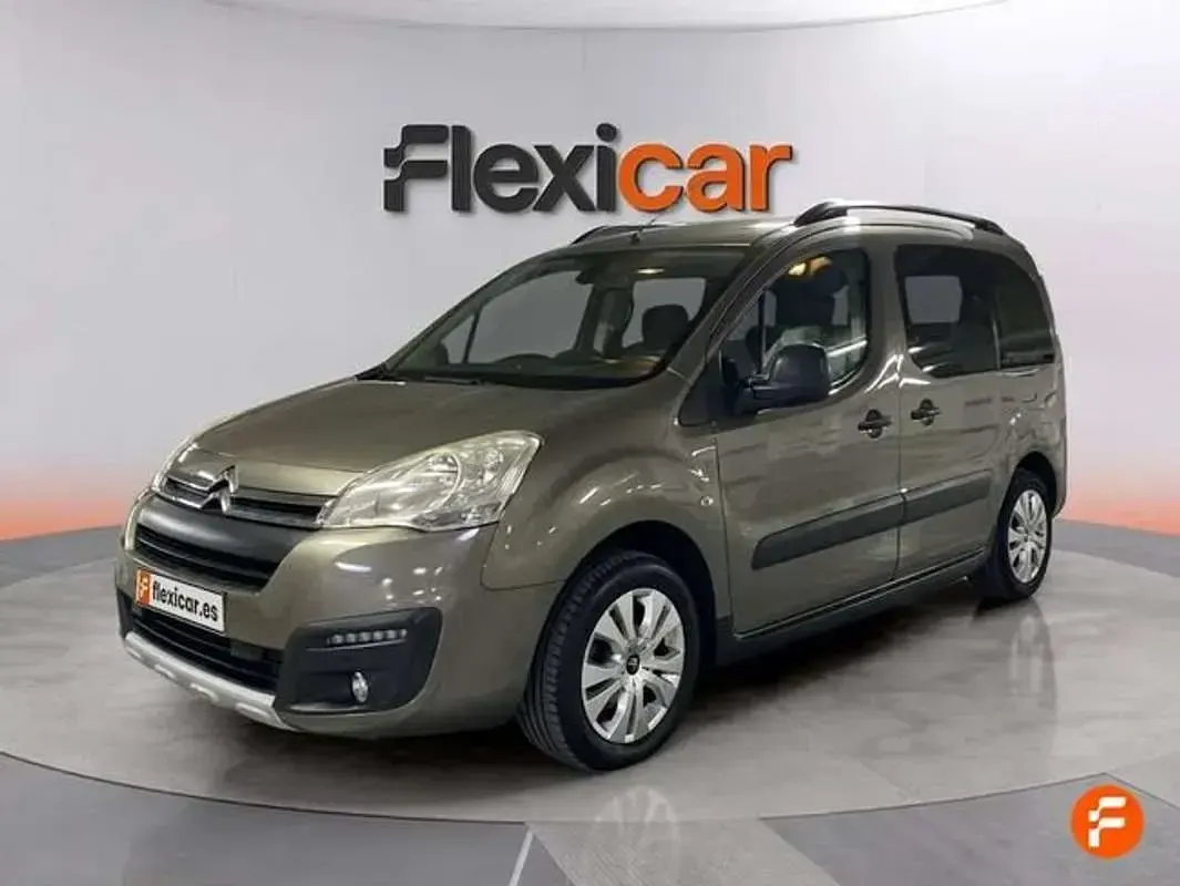 Usado Citroën e-Berlingo 110 CV (80 kW) 2017 Verde Monovolumen