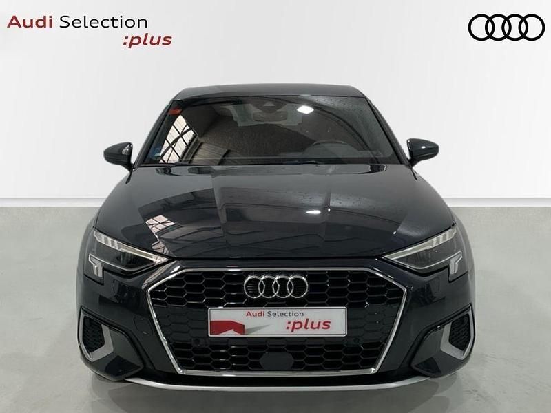 Usado Audi A3 e-tron Advanced Plus 204 CV (150 kW) 2021 Gris Utilitario