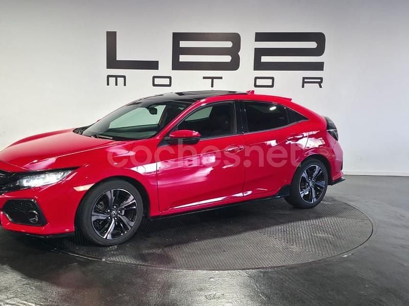 Rojo Usado 2019 Honda Civic Comfort Berlina | 22.699 € (Buen precio) - Imagen 1/4