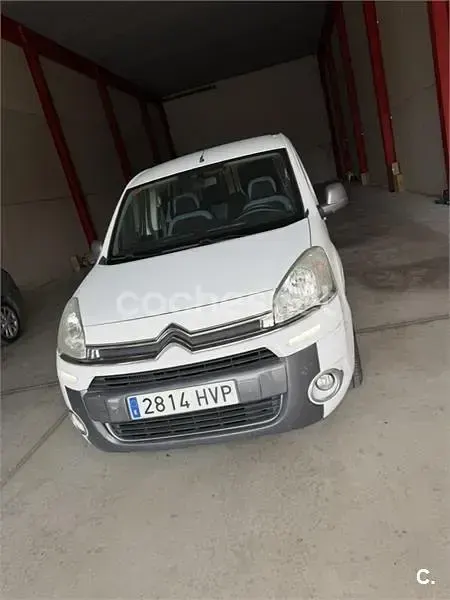 Usado Citroën Berlingo Seduction 92 CV (67 kW) 2014 Blanco Monovolumen