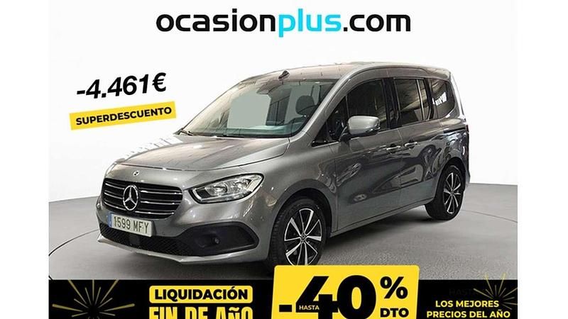 Gris Usado 2023 Mercedes 180 Berlina | 22.810 € (Buen precio) - Imagen 1/4