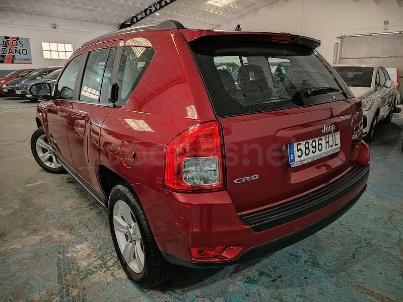 Usado Jeep Compass Limited 136 CV (100 kW) 2012 Granate SUV