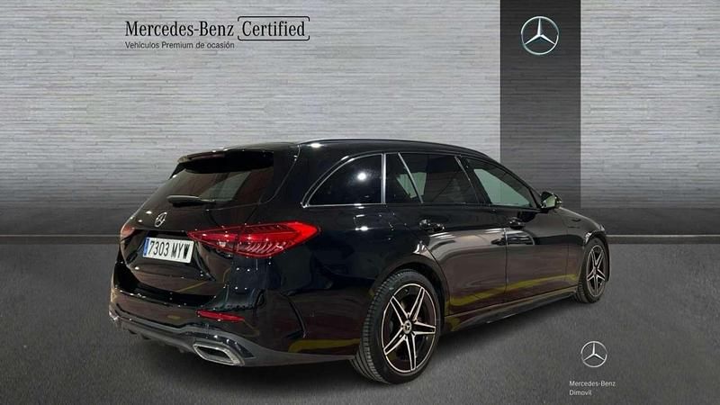 Usado Mercedes C220 200 CV (147 kW) 2024 Negro Familiar