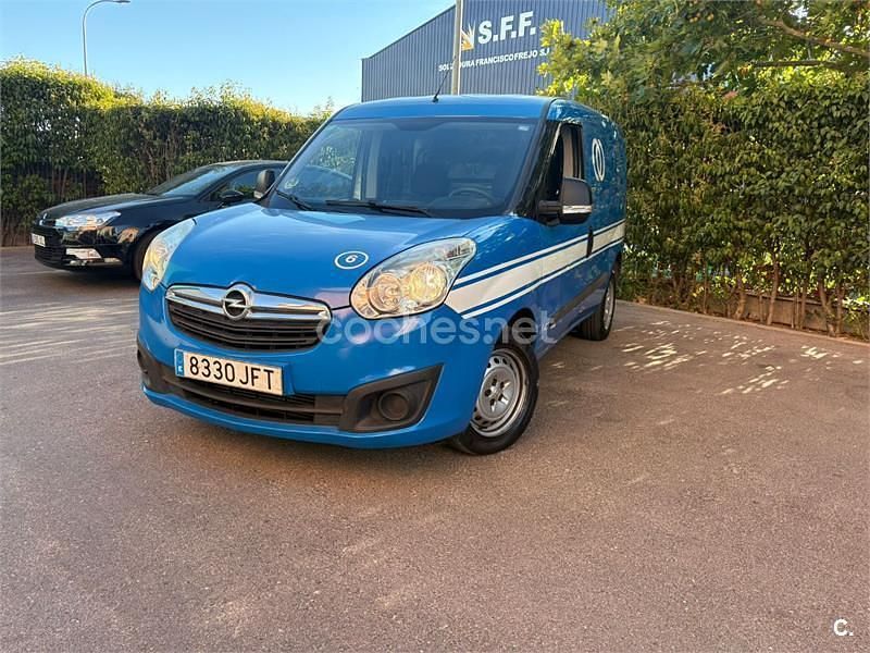 Azul Usado 2015 Opel Combo Excellence Monovolumen | 5500 € (Precio justo) - Imagen 1/4