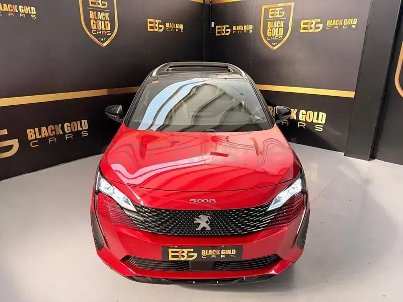 Usado Peugeot 5008 GT 130 CV (95 kW) 2021 Granate SUV