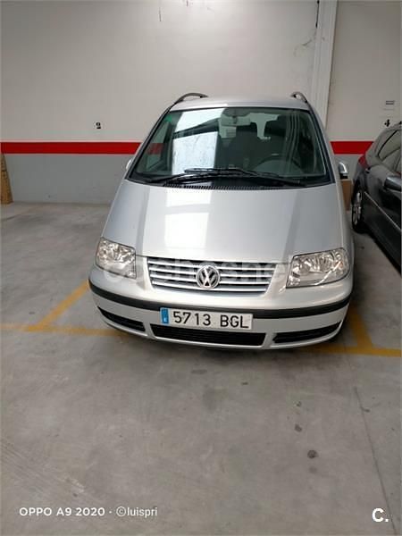 Gris / plata Usado 2001 VW Sharan Comfortline Monovolumen | 5999 € - Imagen 1/4