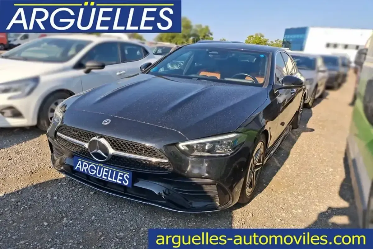 Usado Mercedes C200 AMG line 163 CV (119 kW) 2022 Berlina