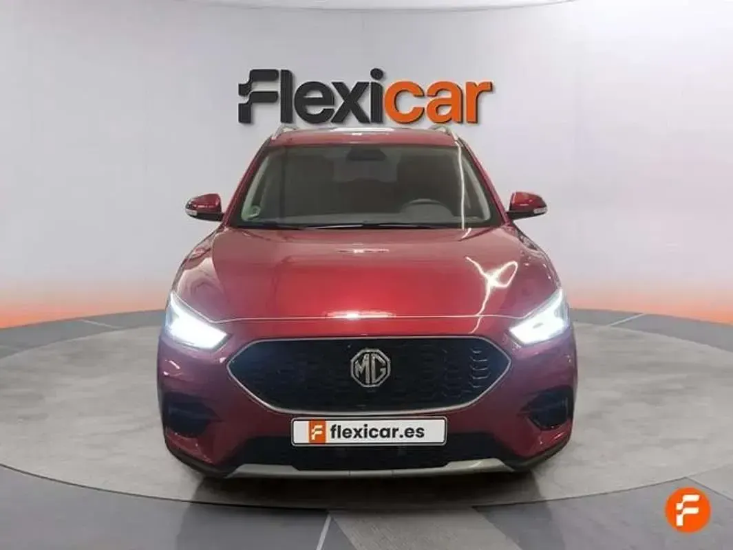 Usado MG ZS Comfort 106 CV (77 kW) 2023 Rojo SUV