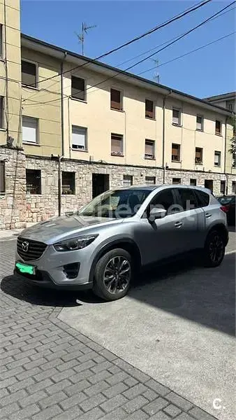 Usado Mazda CX-5 Luxury 150 CV (110 kW) 2016 Gris / plata SUV