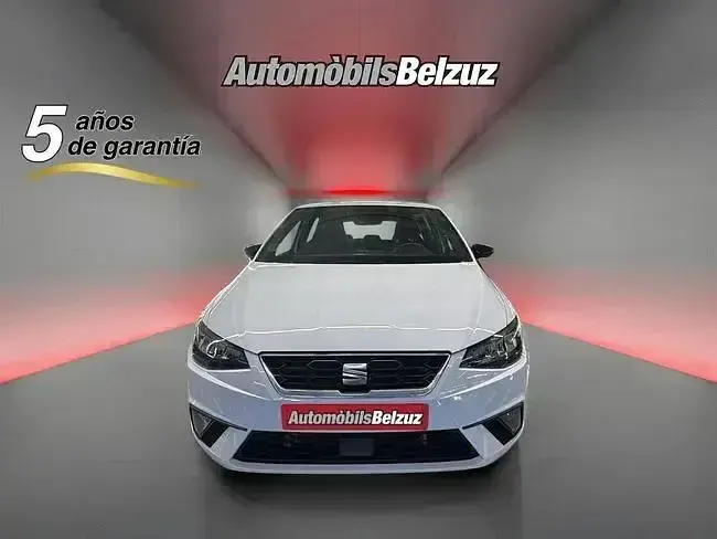 Usado Seat Ibiza FR 116 CV (85 kW) 2025 Blanco Utilitario