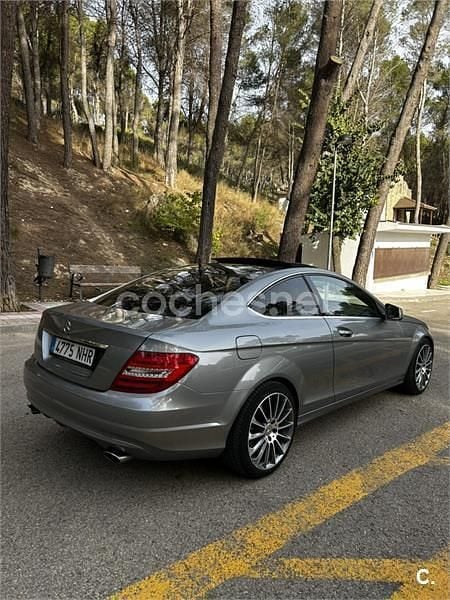 Usado Mercedes C350 306 CV (225 kW) 2011 Gris / plata Coupe