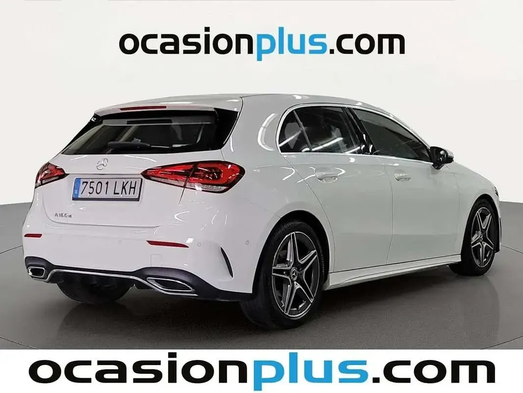 Usado Mercedes A180 AMG 116 CV (85 kW) 2020 Blanco Utilitario