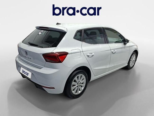 Usado Seat Ibiza XCELLENCE 110 CV (80 kW) 2021 Blanco Berlina