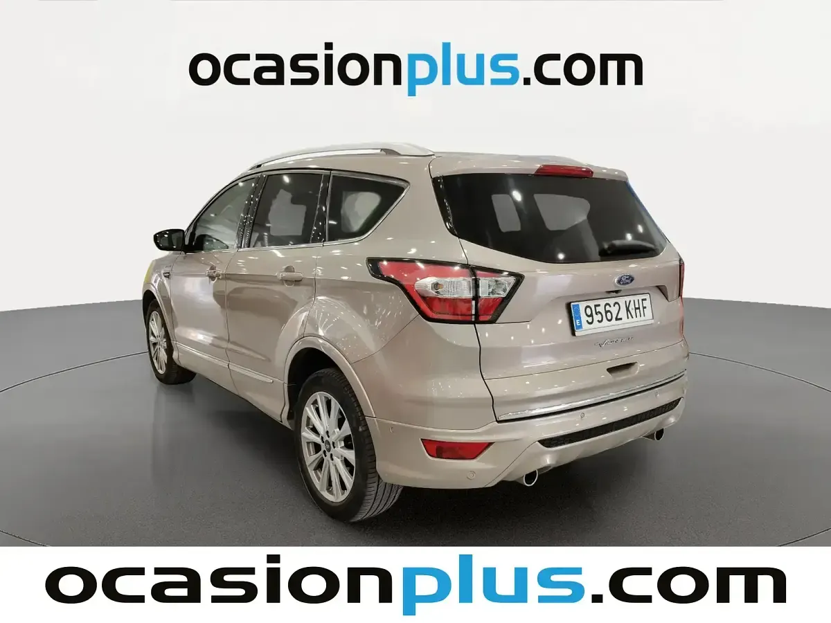Usado Ford Kuga Vignale 150 CV (110 kW) 2018 Beige SUV
