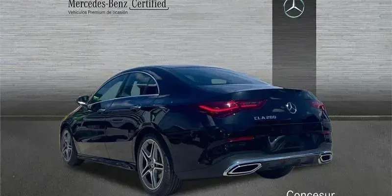 Usado Mercedes CLA200 163 CV (119 kW) 2025 Negro Berlina