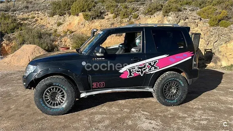 Usado Mitsubishi Montero Intense 160 CV (117 kW) 2007 Negro SUV
