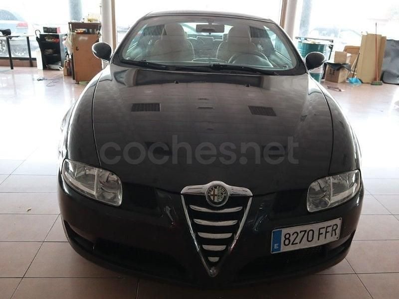 Usado Alfa Romeo GT Impression 150 CV (110 kW) 2007 Verde Coupe