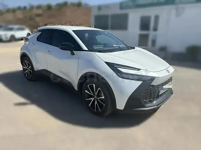 Usado Toyota C-HR Advance 184 CV (135 kW) 2024 Blanco SUV