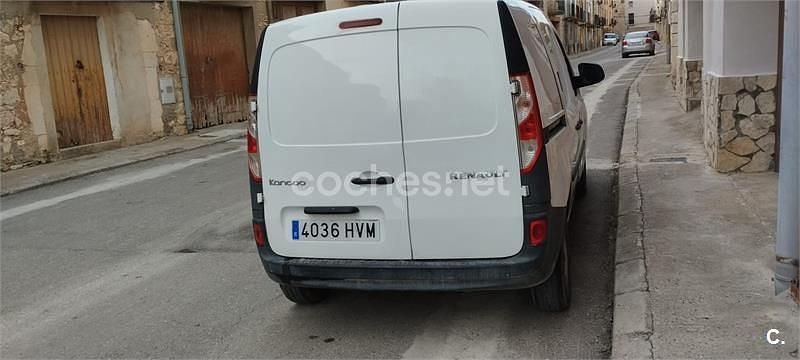 Usado Renault Kangoo 75 CV (55 kW) 2014 Blanco Monovolumen