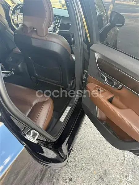Usado Volvo S90 Business Edition 190 CV (139 kW) 2019 Negro Berlina