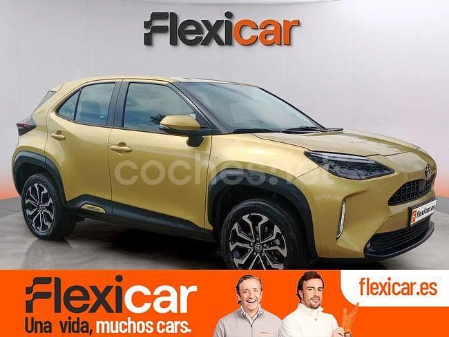 Amarillo Usado 2024 Toyota Yaris Cross Active SUV | 25.490 € (Caro) - Imagen 1/4