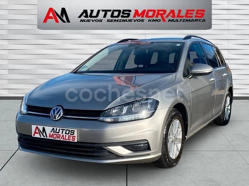 Usado VW Golf VII Advance 115 CV (84 kW) 2020 Gris / plata Familiar