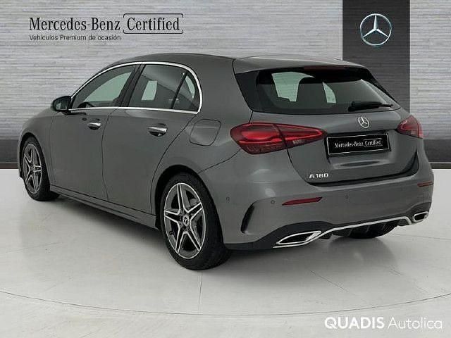 Usado Mercedes A180 136 CV (100 kW) 2026 Gris montaña