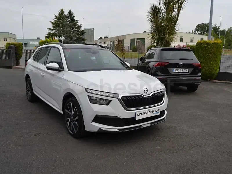 Usado Skoda Kamiq Monte Carlo 150 CV (110 kW) 2021 Blanco SUV