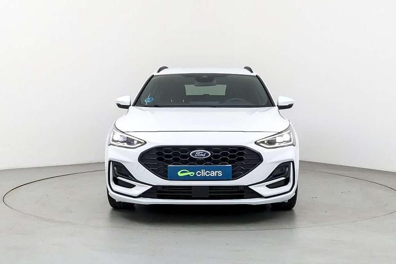 Usado Ford Focus ST-Line 155 CV (114 kW) 2022 Blanco Familiar