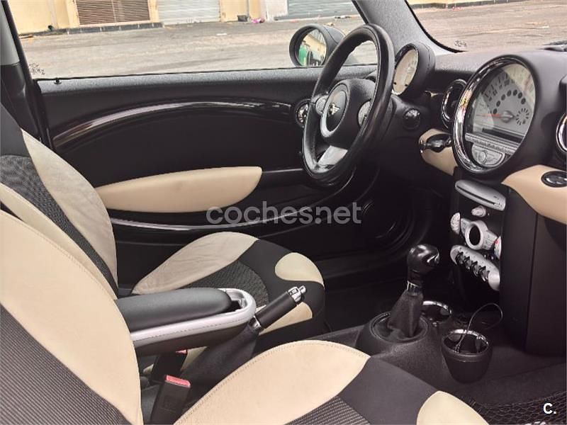 Usado Mini Cooper 120 CV (88 kW) 2009 Beige Utilitario