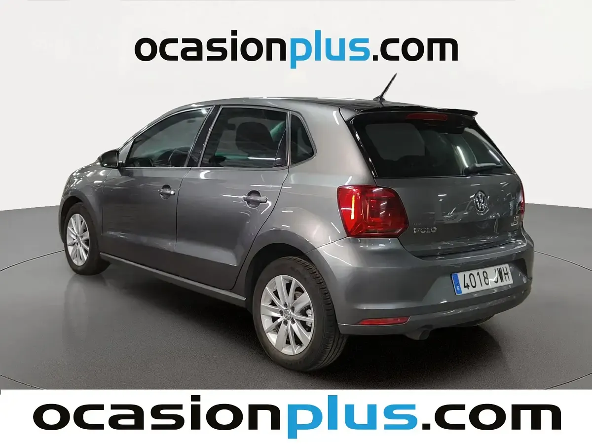 Usado VW Polo Sportline 110 CV (80 kW) 2017 Gris Utilitario