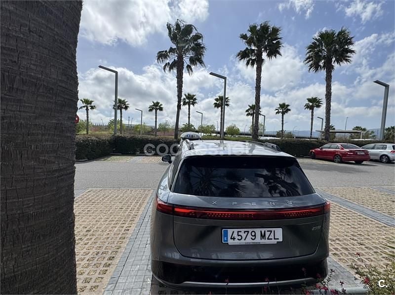 Usado XPENG G9 319 kW (435 CV) 2025 Eléctrico SUV