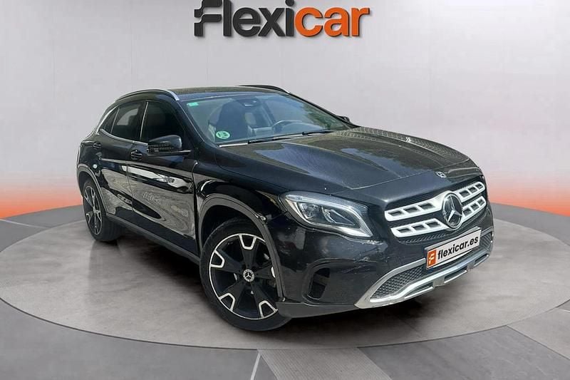 Negro Usado 2019 Mercedes GLA200 SUV | 20.890 € (Super precio) - Imagen 1/4