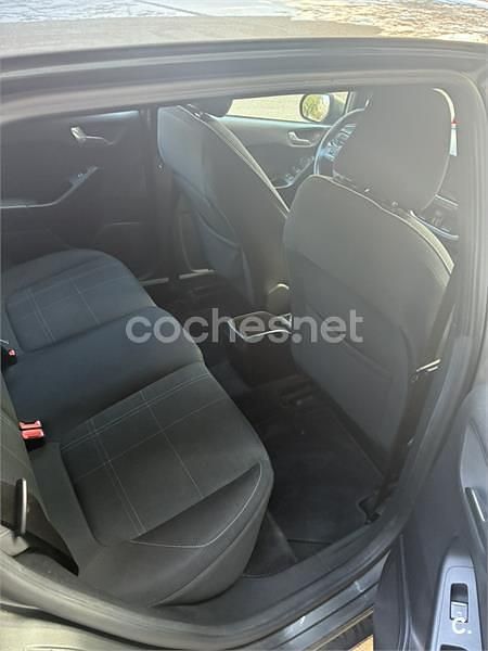 Gris / plata Usado 2019 Ford Fiesta Trend Utilitario | 9000 € (Super precio) - Imagen 1/2