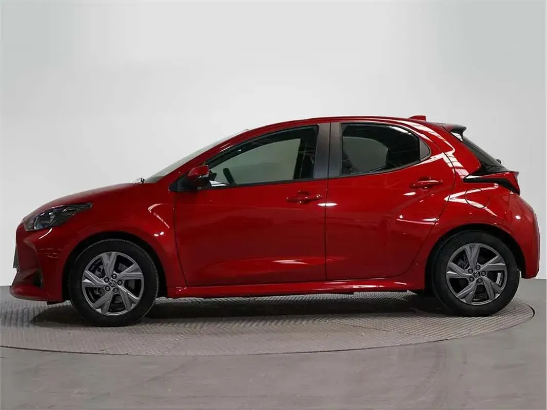 Usado Toyota Yaris Active 116 CV (85 kW) 2024 Utilitario