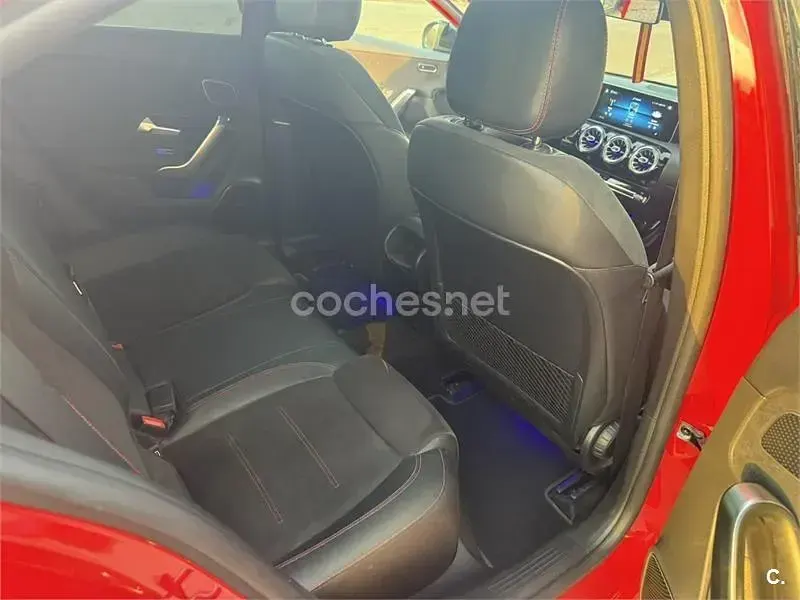 Usado Mercedes A250 224 CV (164 kW) 2019 Rojo Berlina