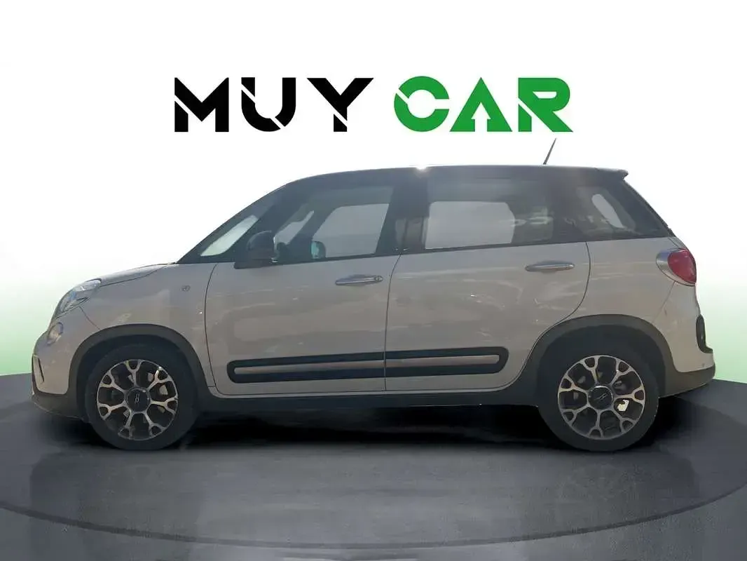 Usado Fiat 500L Lounge 120 CV (88 kW) 2017 Blanco Monovolumen