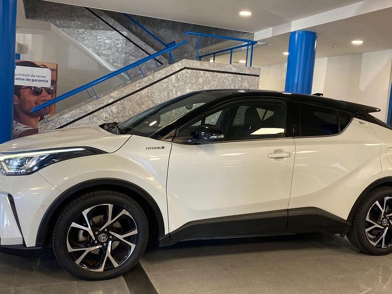 Usado Toyota C-HR Advance 184 CV (135 kW) 2020 Blanco perlado (perlado) SUV