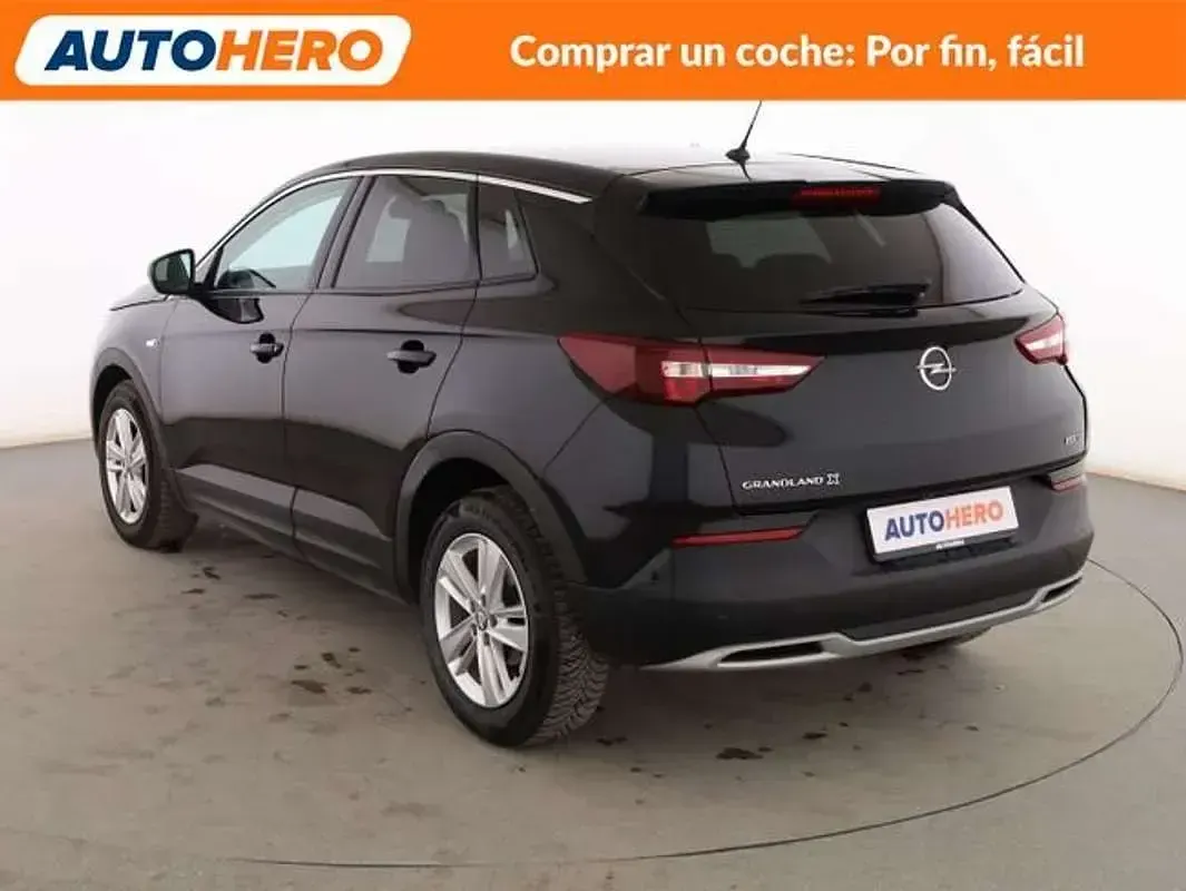 Usado Opel Grandland X Selective 131 CV (96 kW) 2019 Negro SUV