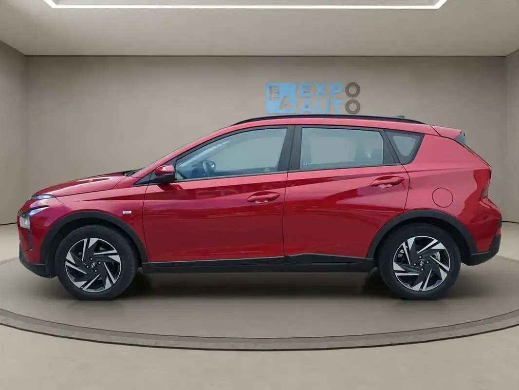 Usado Hyundai Bayon 99 CV (72 kW) 2021 Rojo SUV