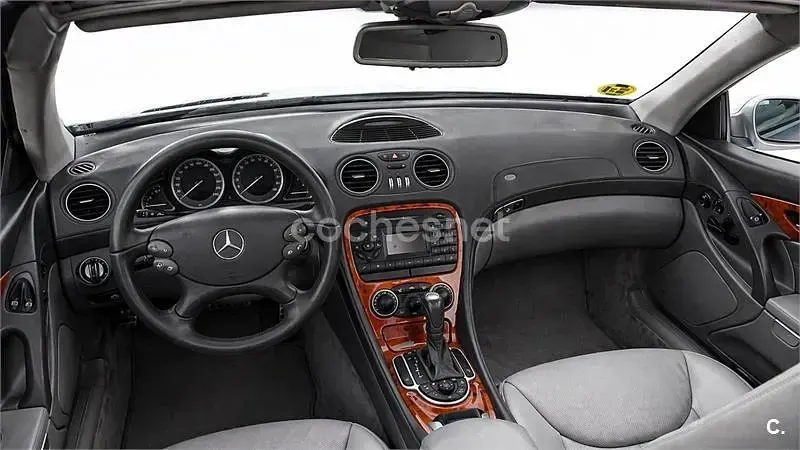 Usado Mercedes SL500 306 CV (225 kW) 2001 Gris / plata Descapotable
