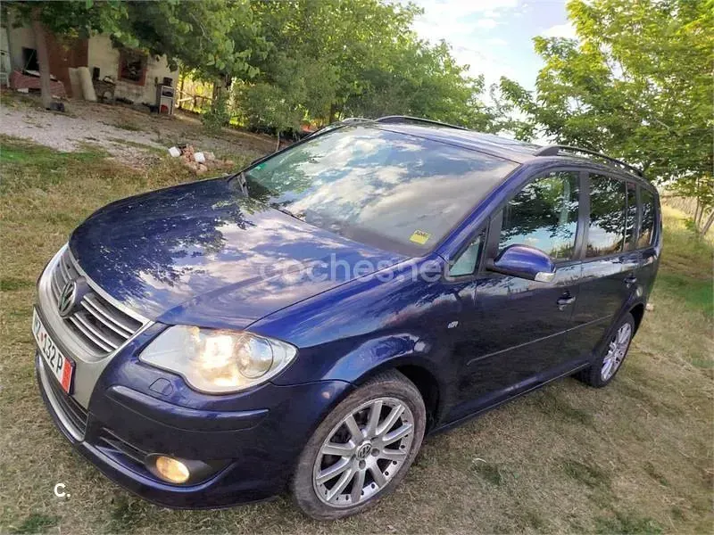 Używany VW Touran Highline 140 KM (102 kW) 2009 Niebieski Minivan