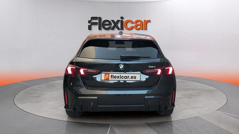 Usado BMW 118 150 CV (110 kW) 2025 Negro Utilitario