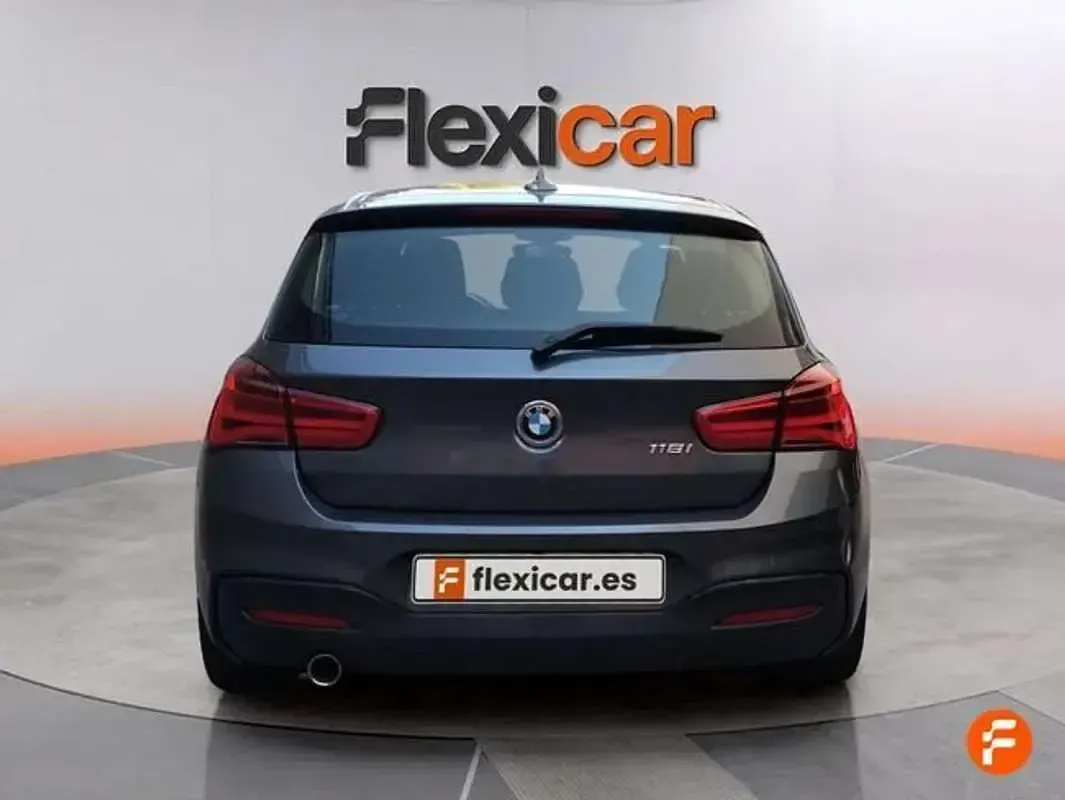 Usado BMW 116 136 CV (100 kW) 2018 Gris Utilitario