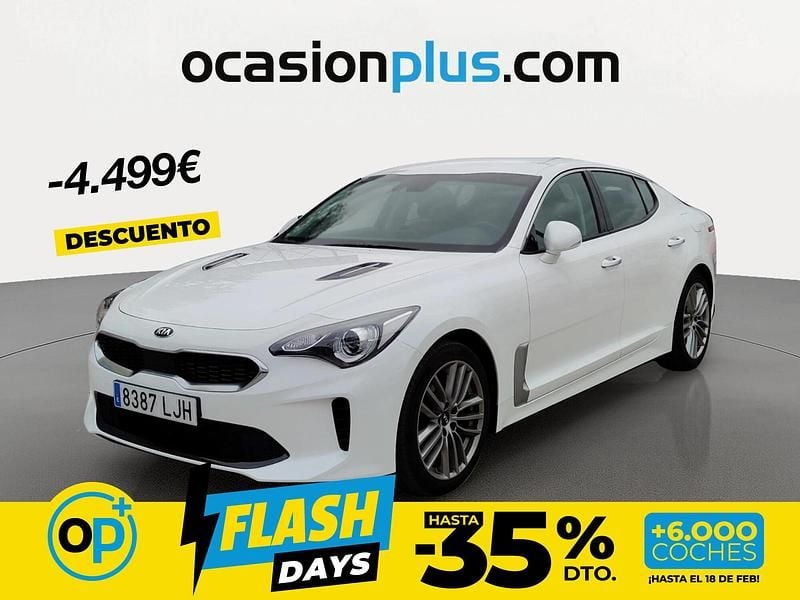 Usado Kia Stinger Style 200 CV (147 kW) 2020 Blanco Utilitario