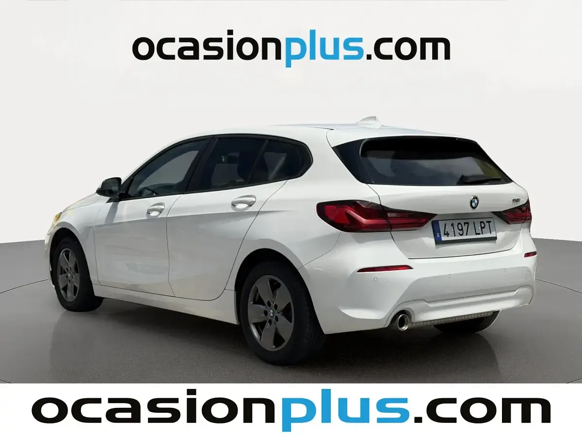 Usado BMW 118 140 CV (102 kW) 2021 Blanco Utilitario